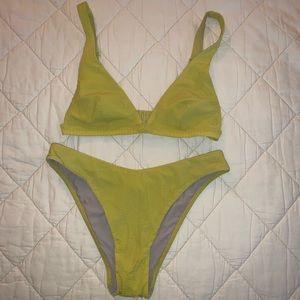 Lululemon women’s swimsuit